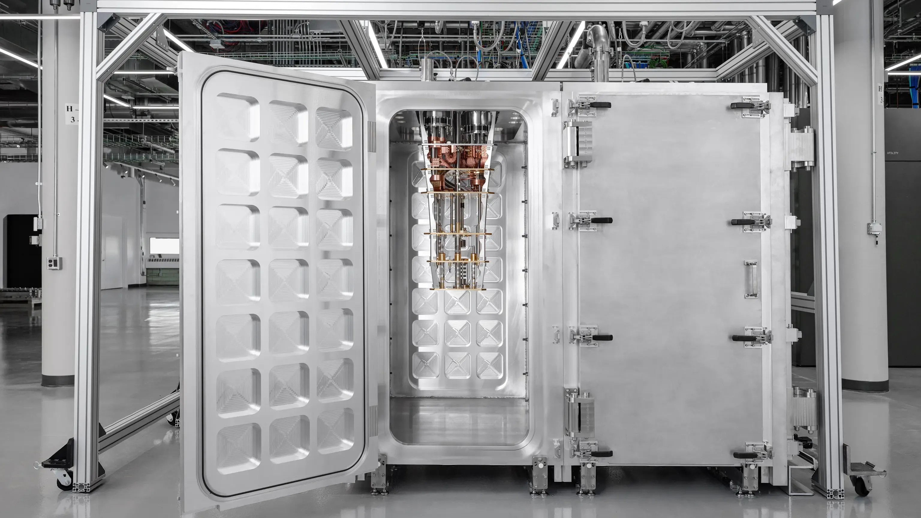 IBM unveils modular cryogenic architecture for cooling quantum processors IBM unveils modular cryogenic architecture for cooling quantum processors