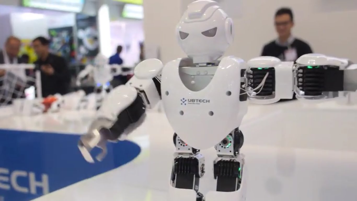 Роботы роботы alpha. Робот Alpha 2. Выставка робототехники. Альфа робототехника. Выставка роботов в Китае.